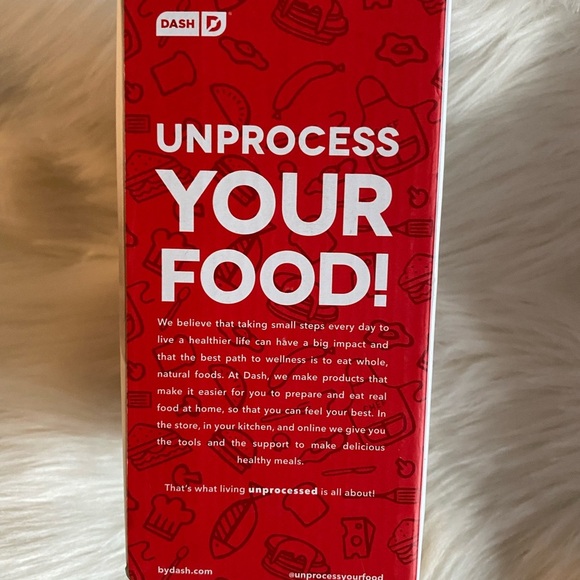 Dash Mini 4" Waffle Maker Non Stick 350 Watts Red Brand New! - Picture 6 of 6